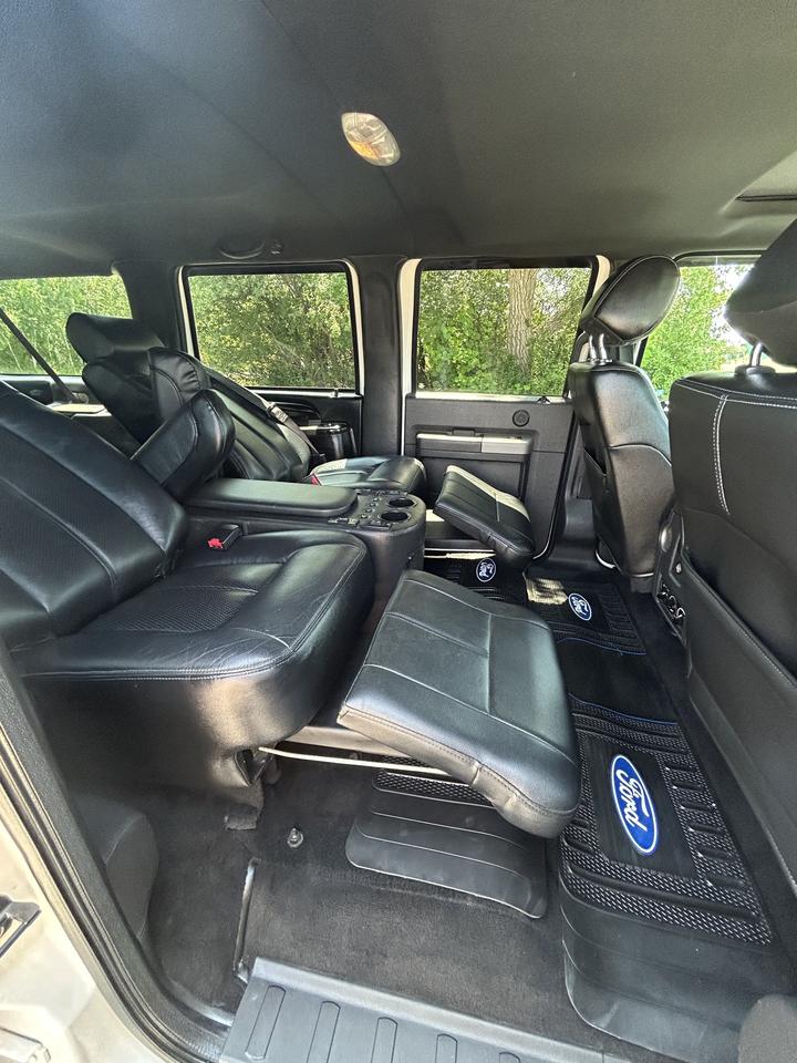 2014 Ford F-250 SUPER DUTY Lariat Photo