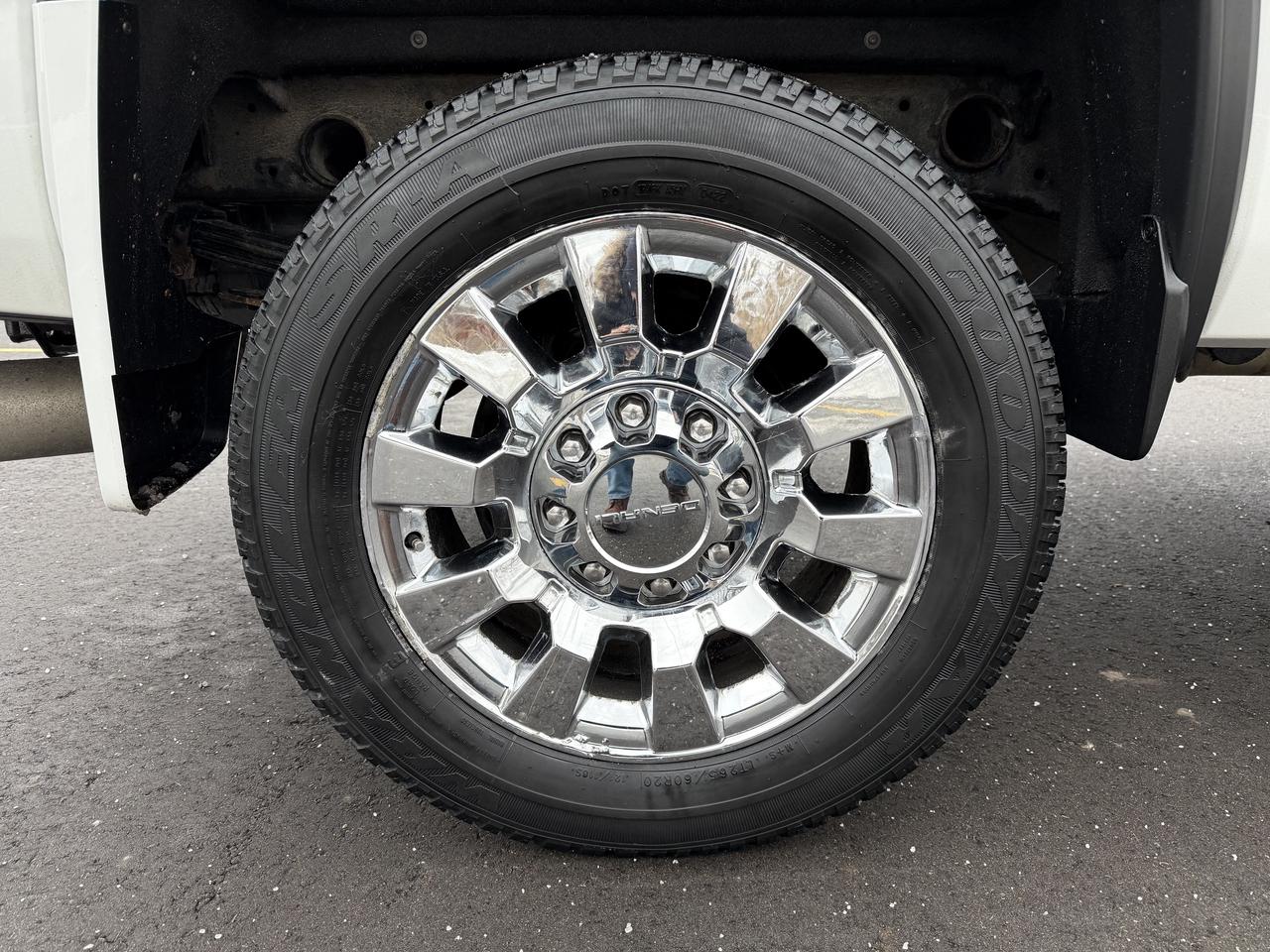 2015 GMC SIERRA 2500HD DENALI Photo