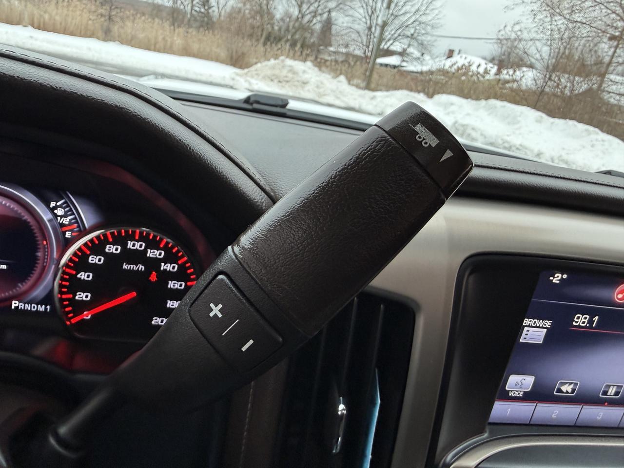 2015 GMC SIERRA 2500HD DENALI Photo