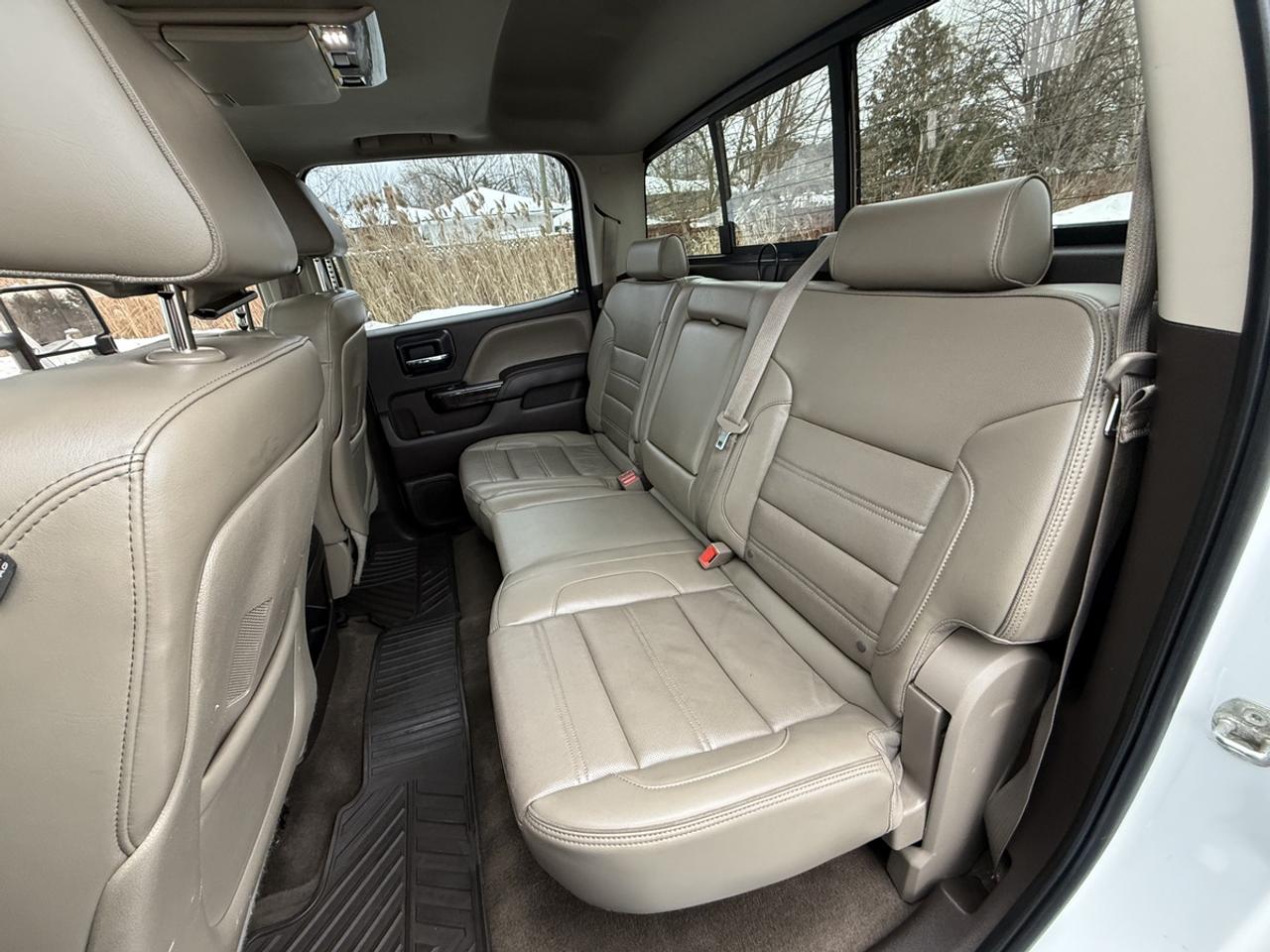 2015 GMC SIERRA 2500HD DENALI Photo