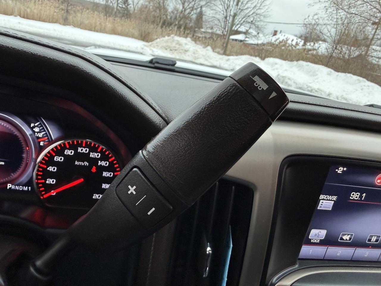 2015 GMC SIERRA 2500HD DENALI Photo