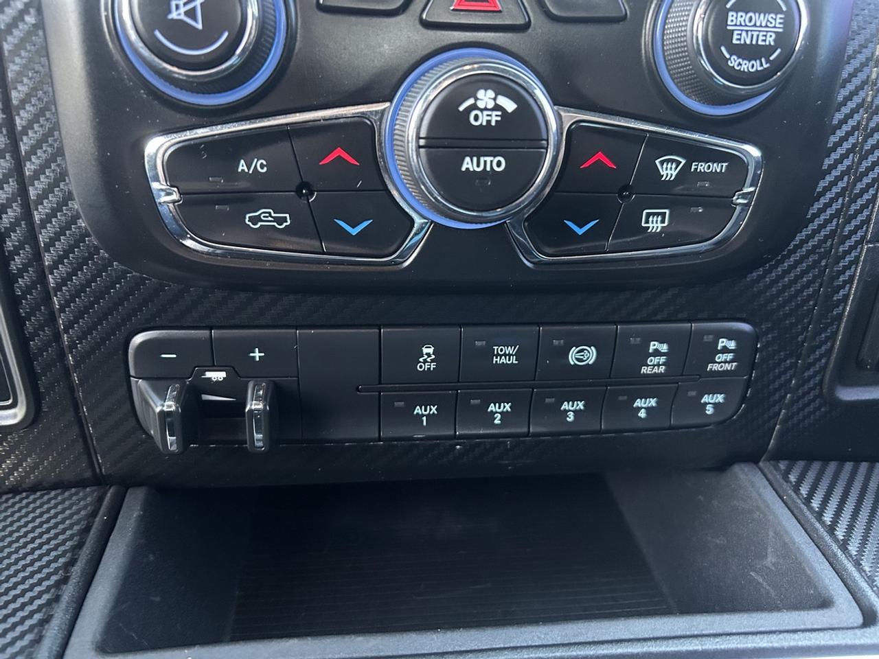 2016 RAM 2500 Laramie Photo