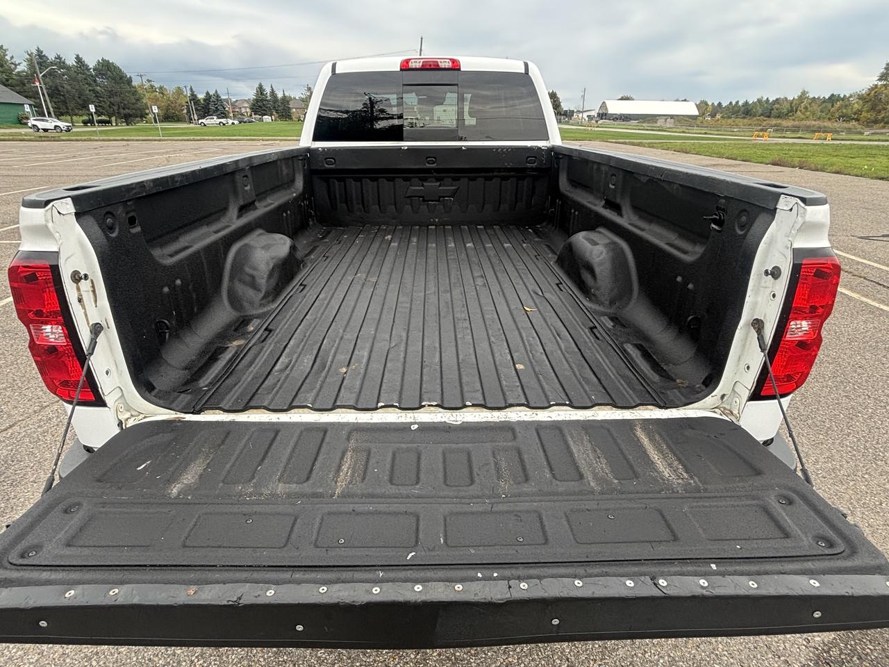 2017 Chevrolet Silverado 3500HD High Country Photo