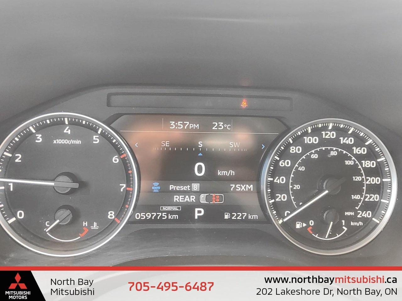 2023 Mitsubishi Outlander LE Premium Photo