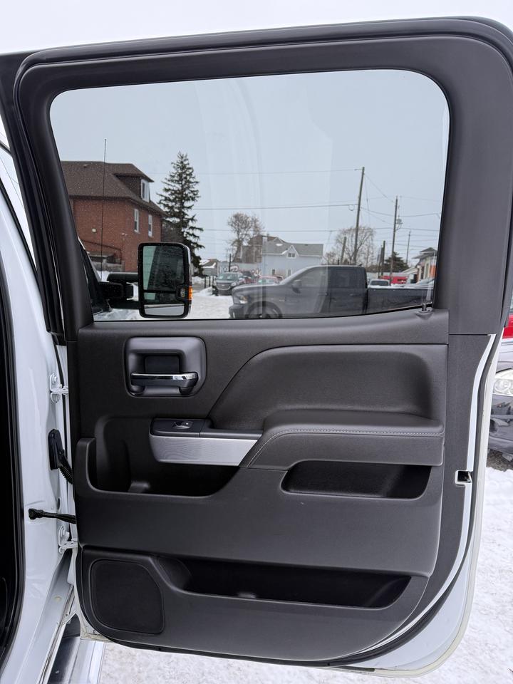 2018 Chevrolet Silverado 2500 LTZ Photo