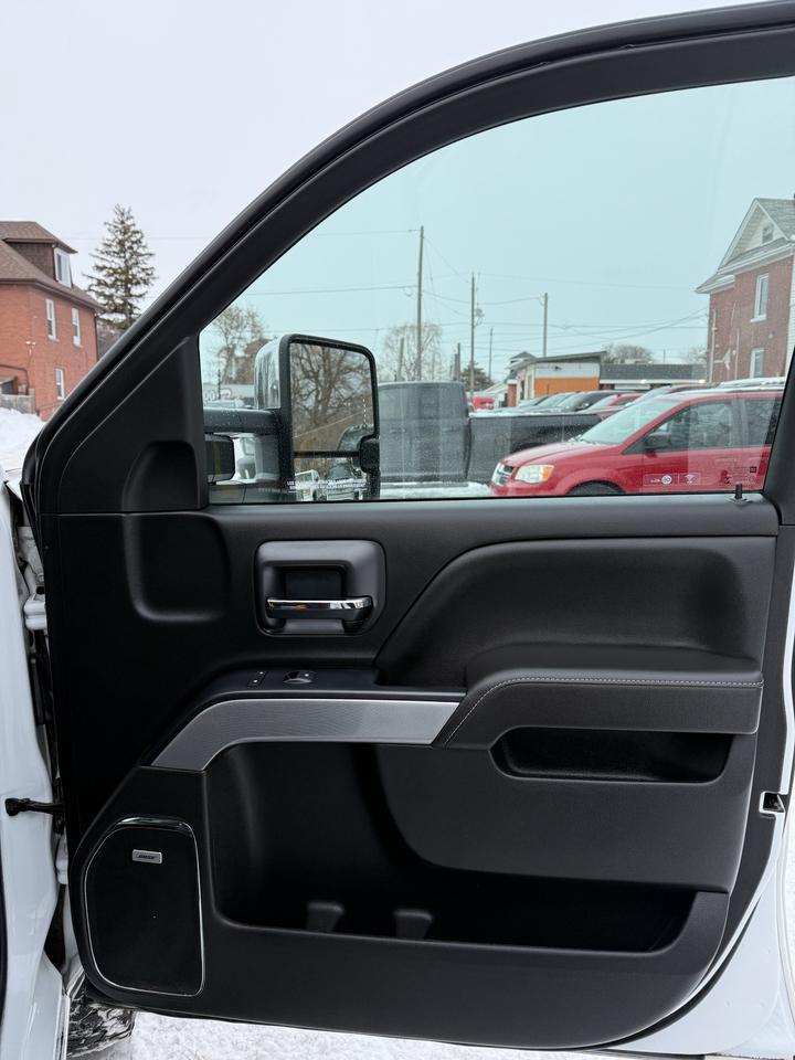 2018 Chevrolet Silverado 2500 LTZ Photo