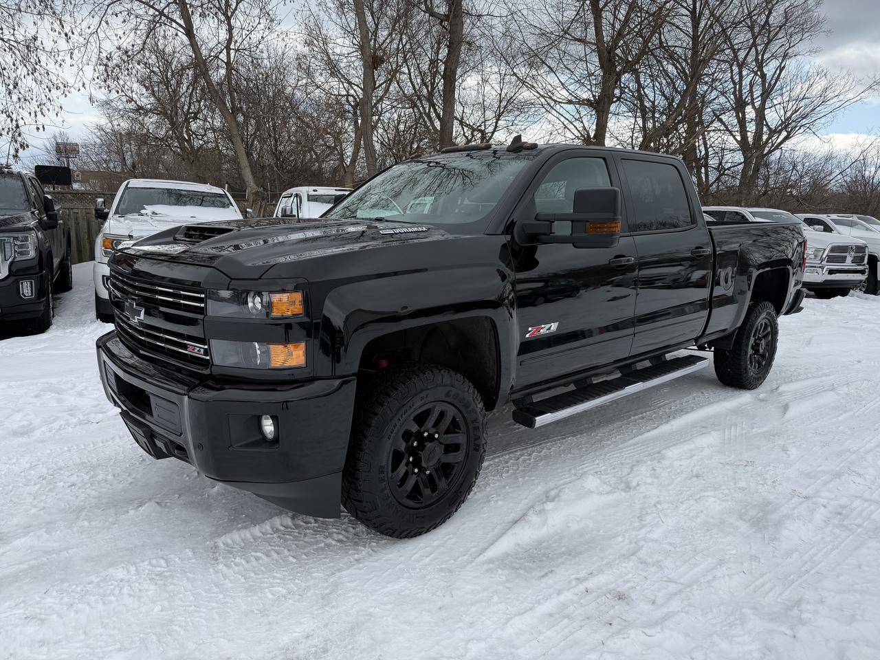 2019 Chevrolet Silverado 2500 LT Photo0