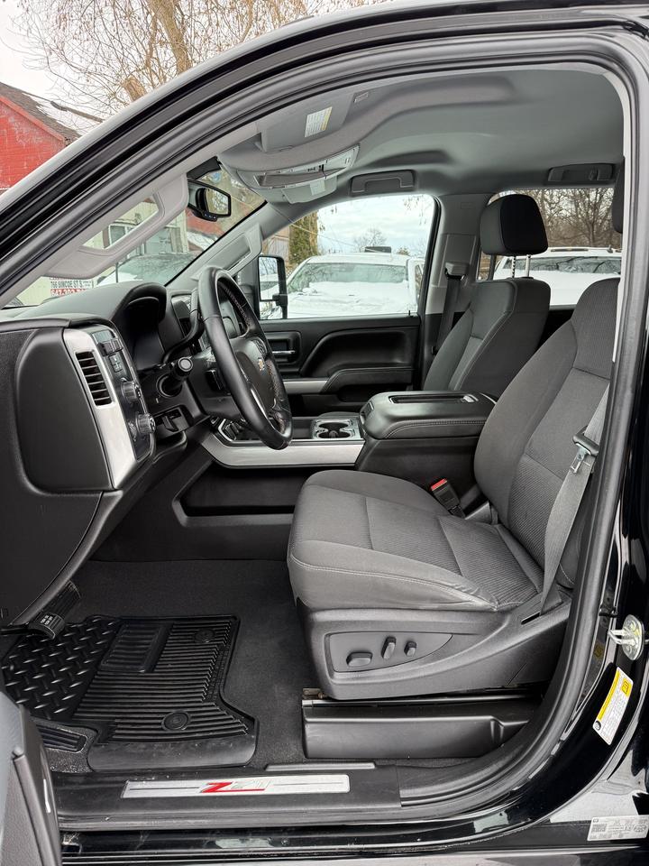 2019 Chevrolet Silverado 2500 LT Photo
