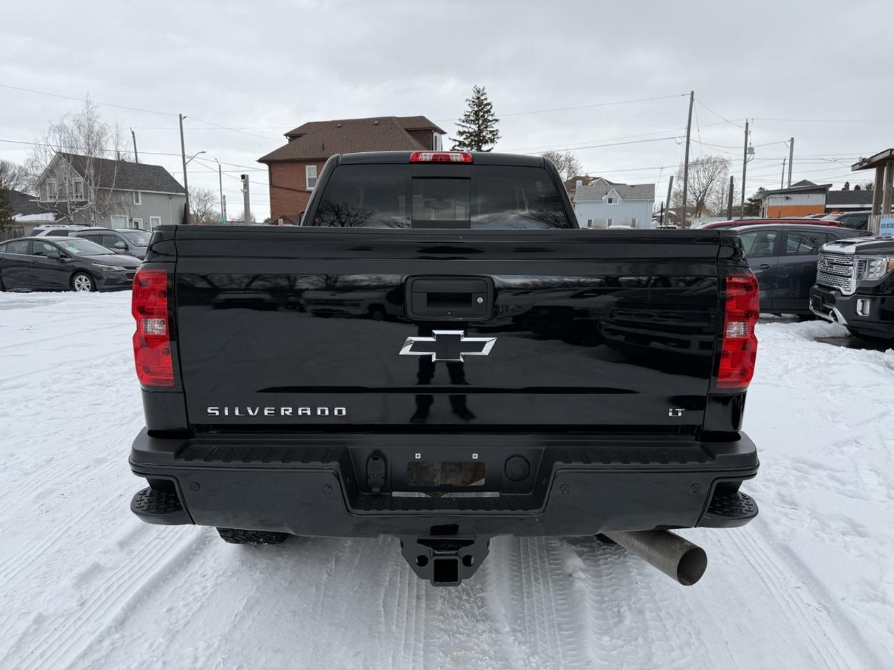 2019 Chevrolet Silverado 2500 LT Photo3