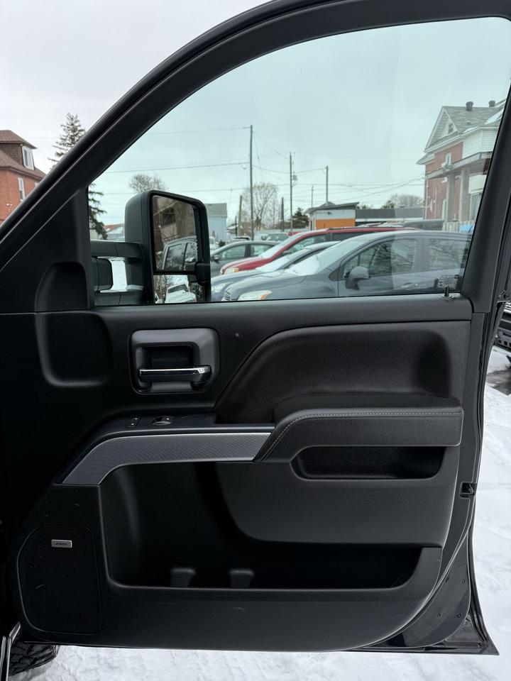 2019 Chevrolet Silverado 2500 LT Photo