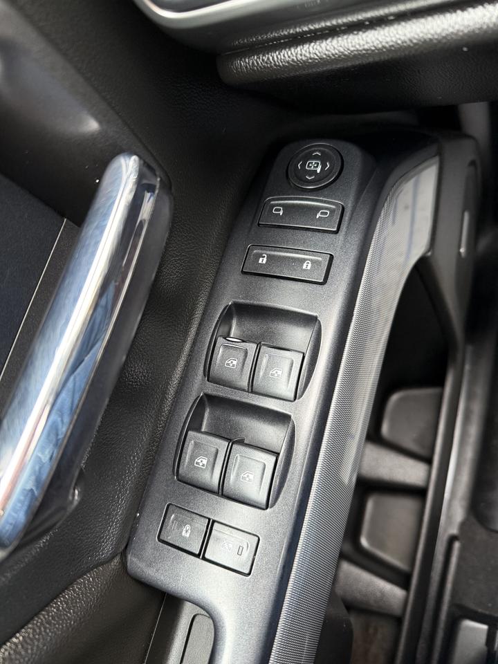 2019 Chevrolet Silverado 2500 LT Photo