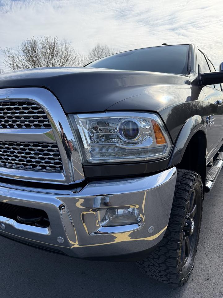 2016 RAM 2500 Laramie Photo