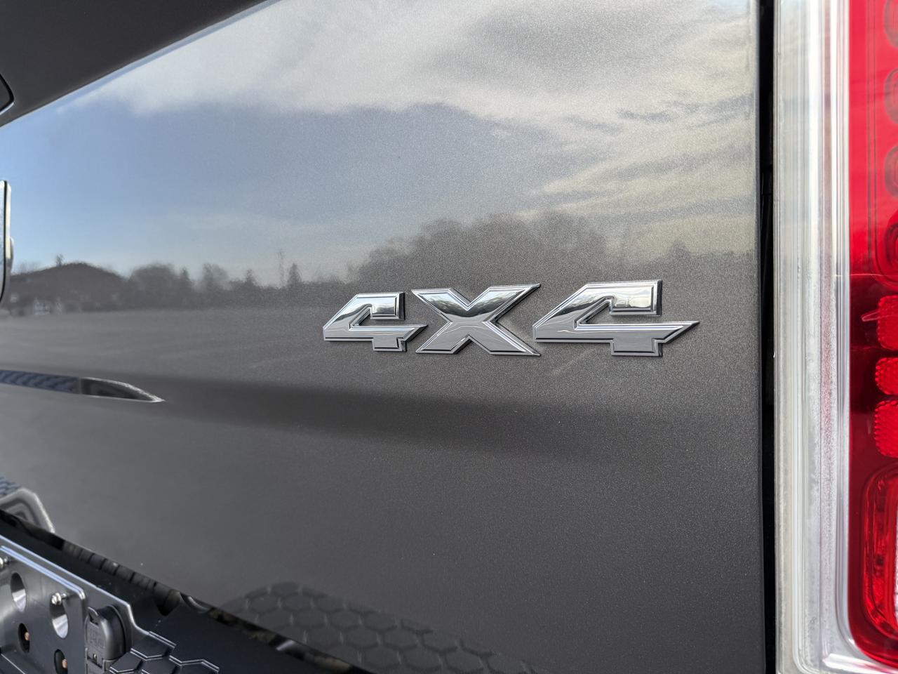2016 RAM 2500 Laramie Photo