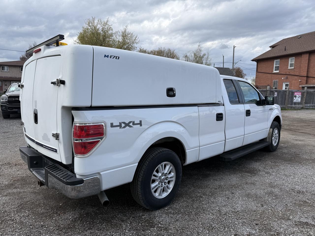 2014 Ford F-150 XLT Photo