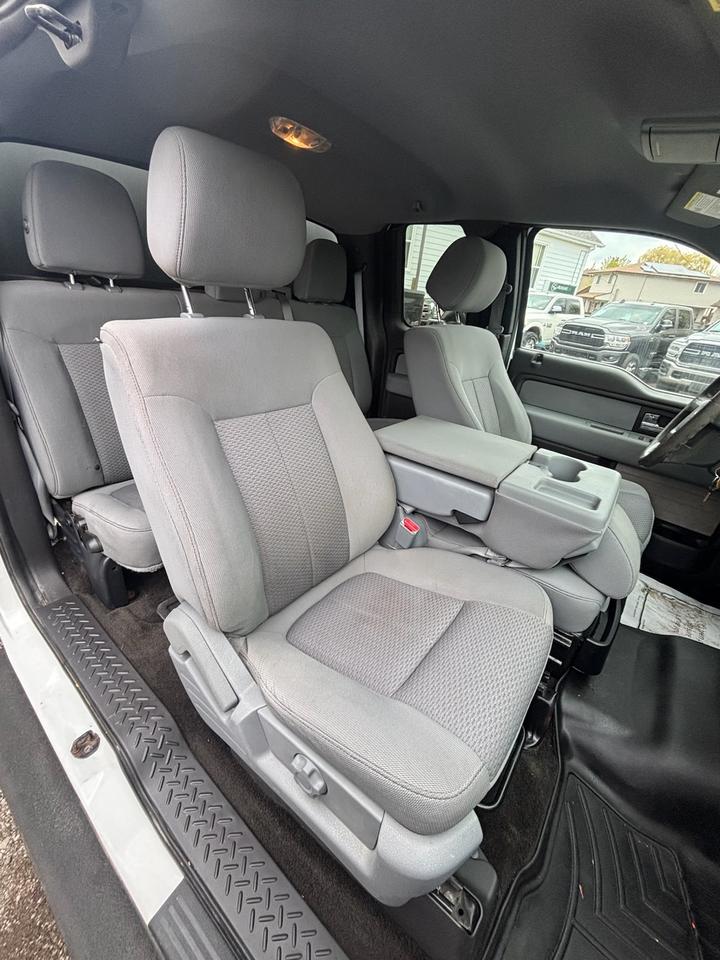 2014 Ford F-150 XLT Photo