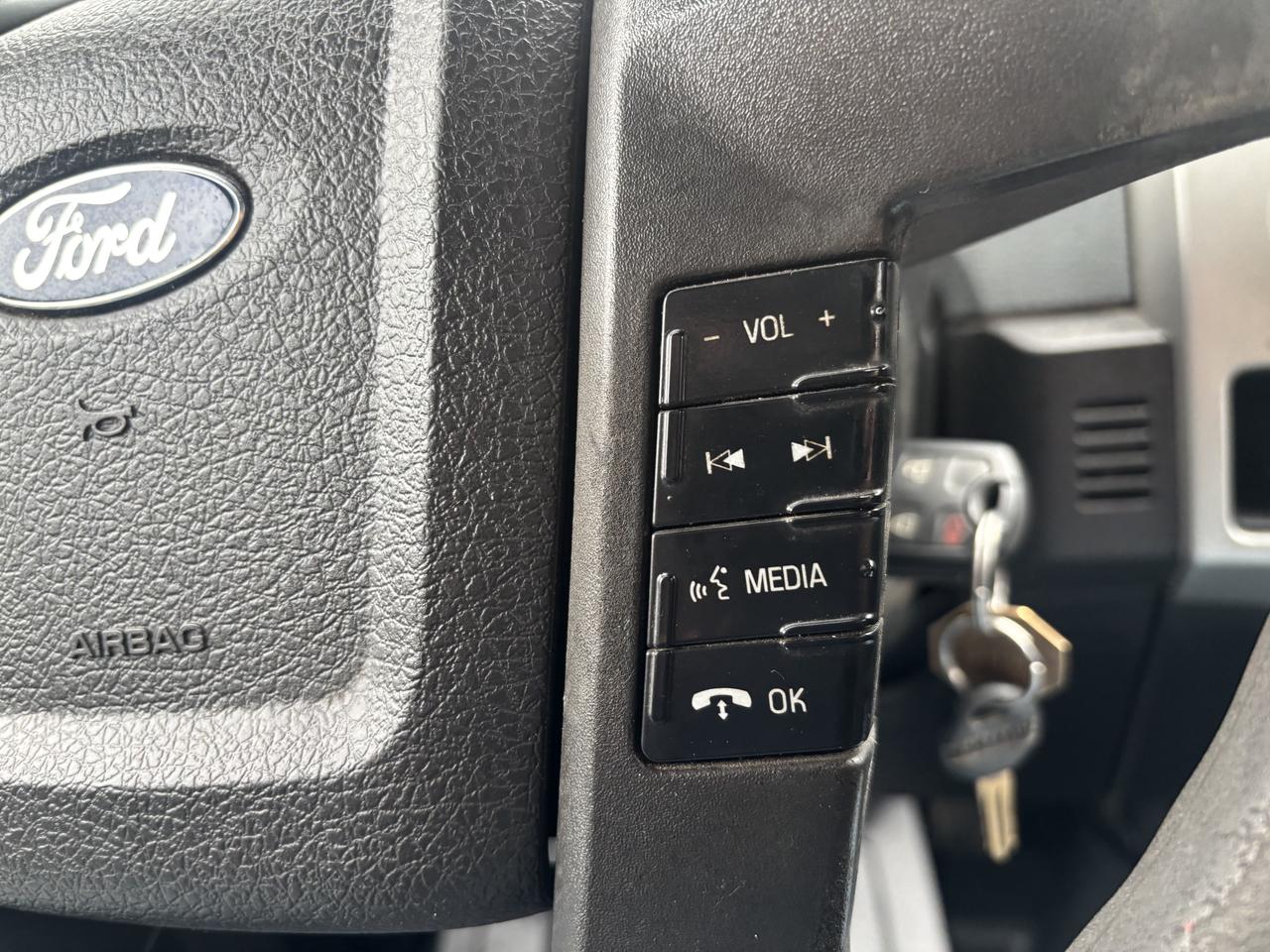 2014 Ford F-150 XLT Photo