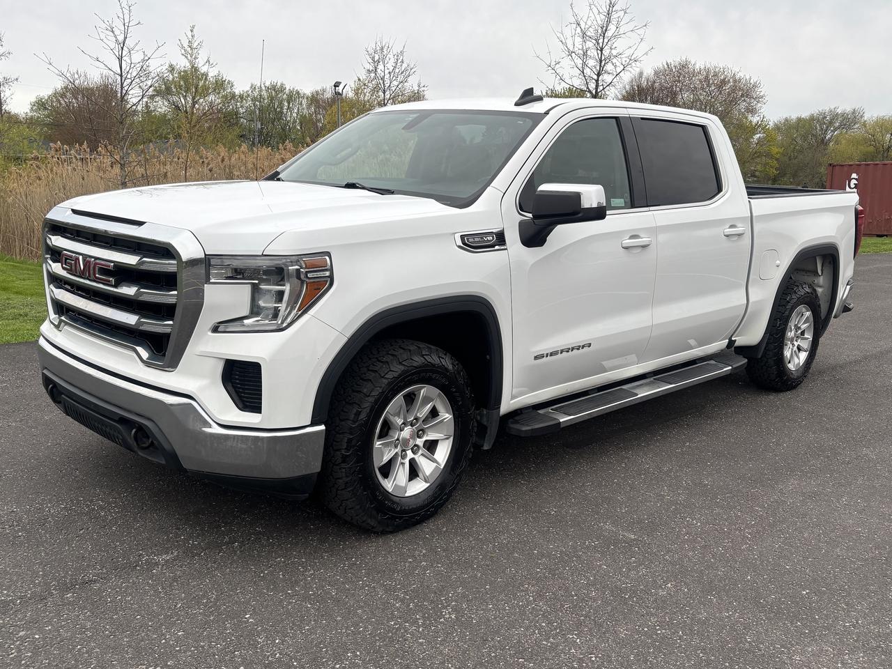 2019 GMC Sierra 1500 SLE Photo0
