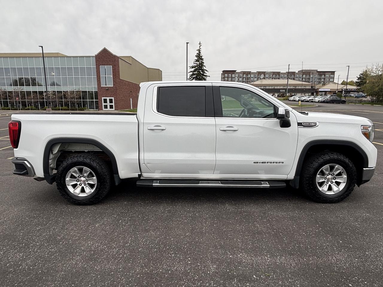 2019 GMC Sierra 1500 SLE Photo