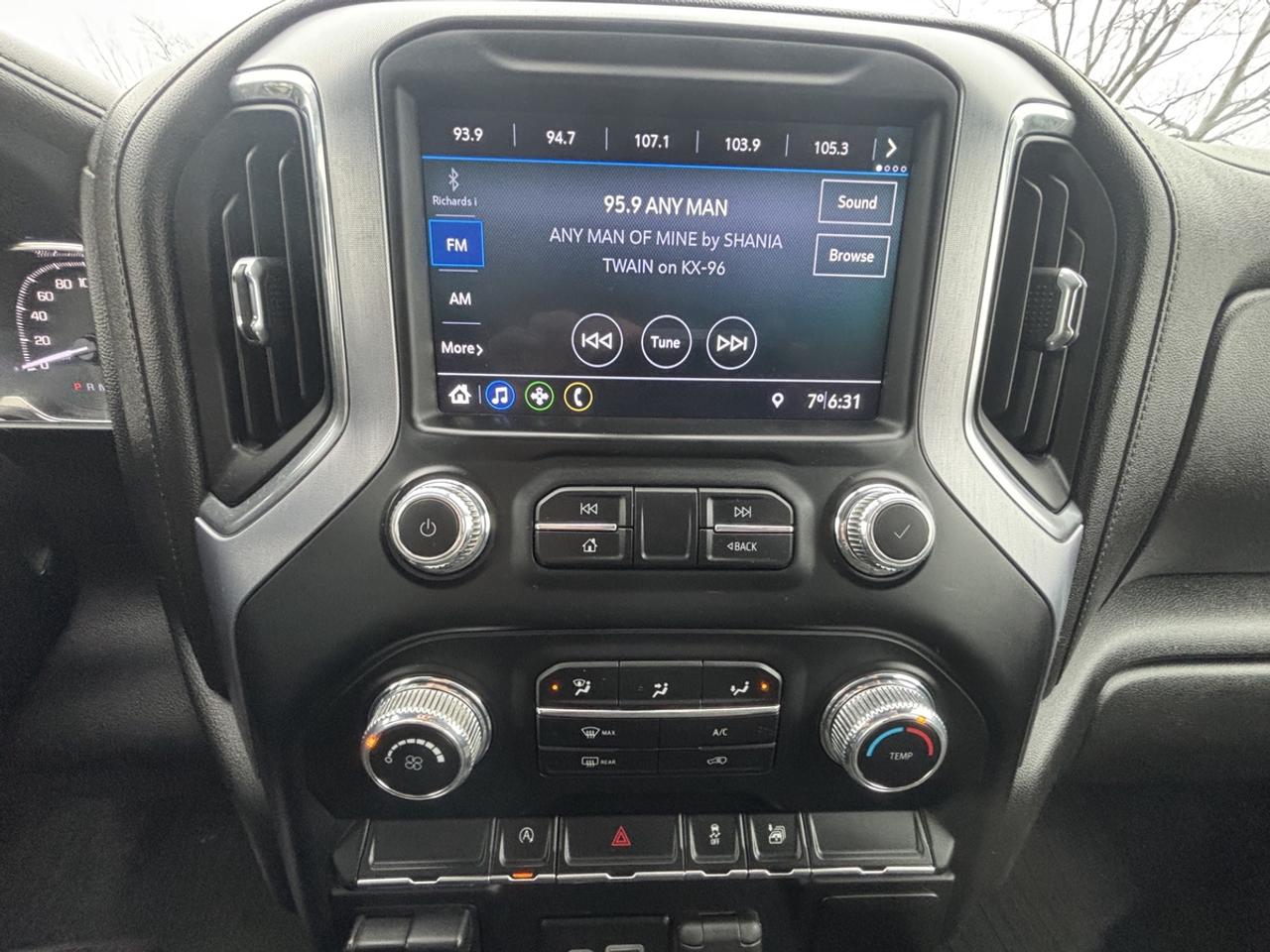 2019 GMC Sierra 1500 SLE Photo