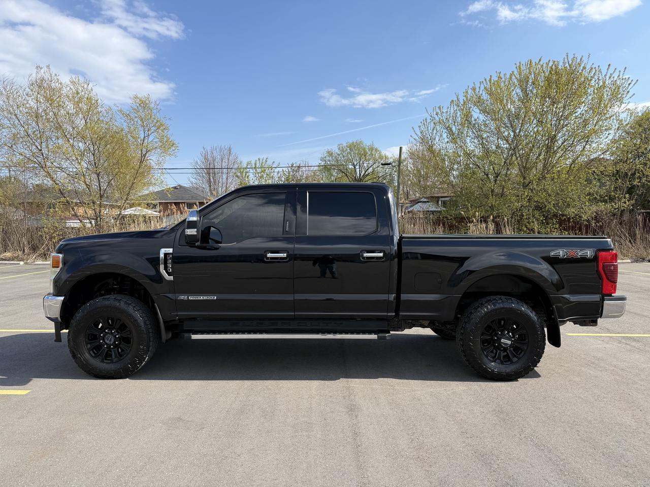 2021 Ford F-250 SUPER DUTY XLT Photo