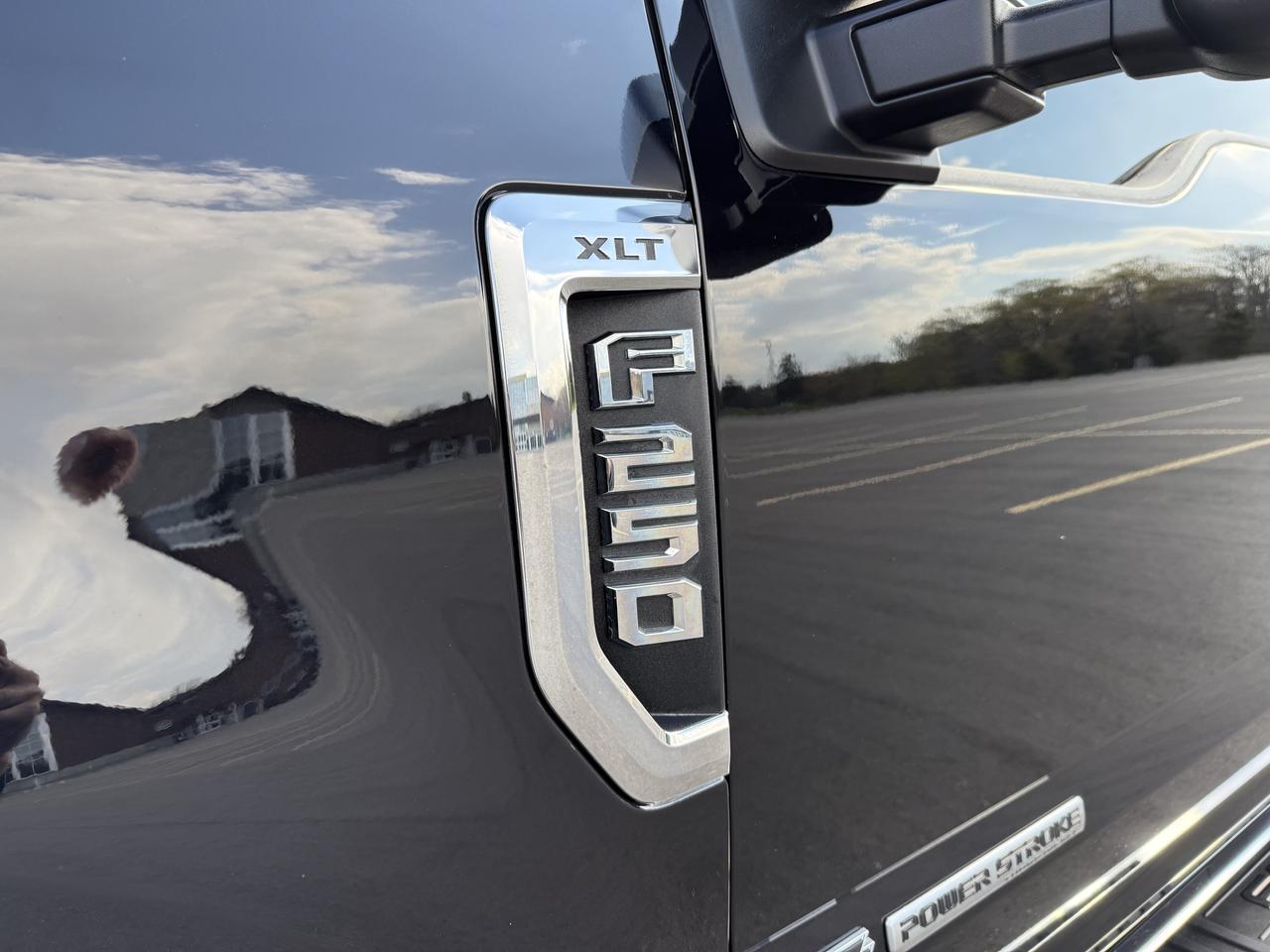 2021 Ford F-250 SUPER DUTY XLT Photo