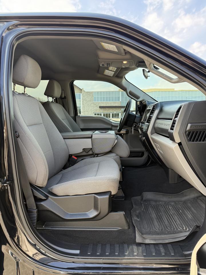 2021 Ford F-250 SUPER DUTY XLT Photo