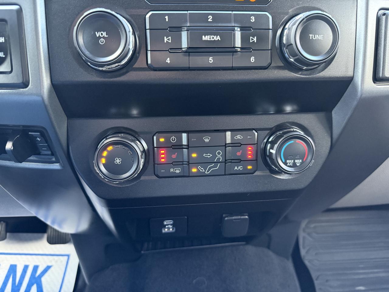 2021 Ford F-250 SUPER DUTY XLT Photo