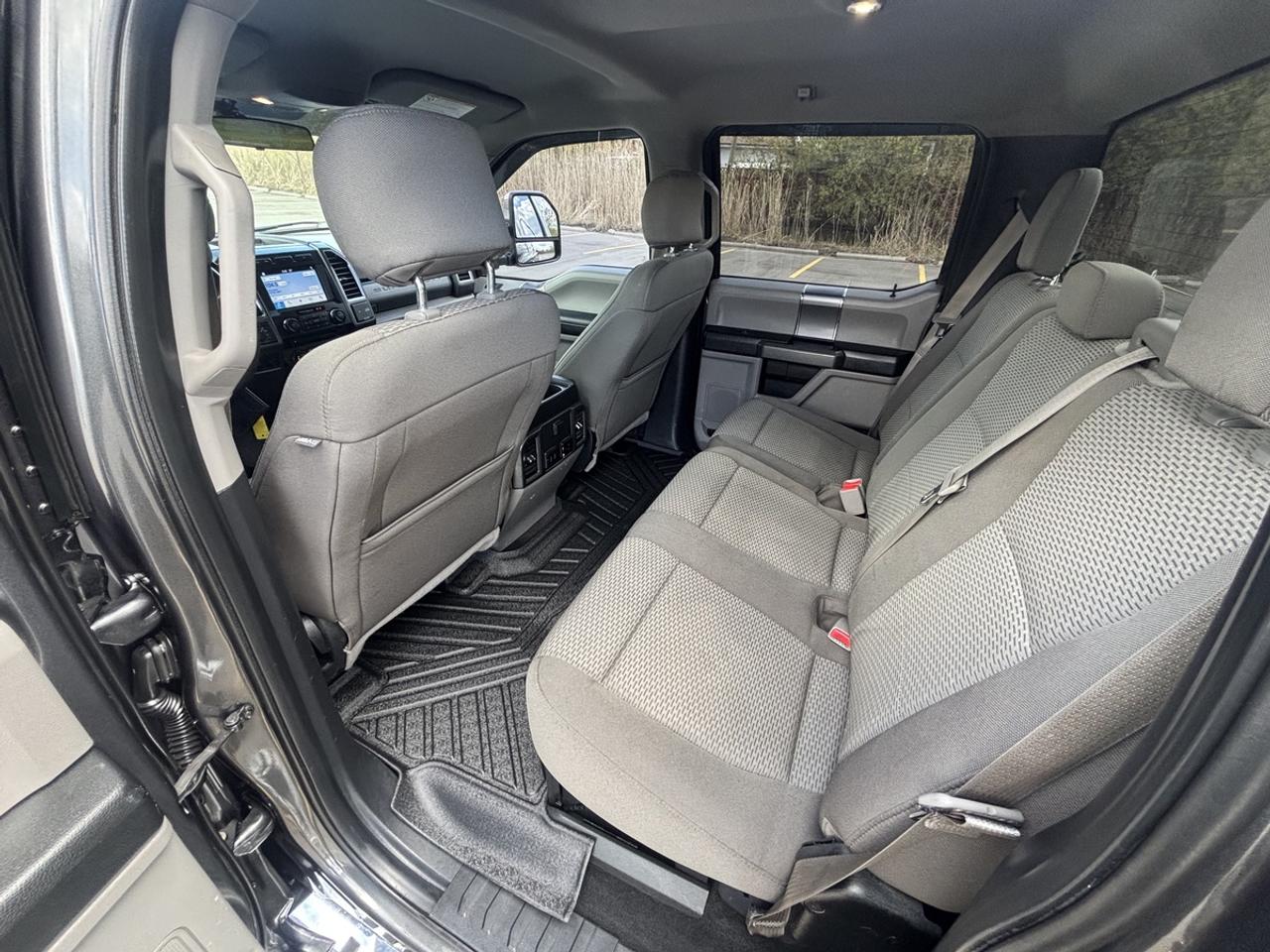 2017 Ford F-250 SUPER DUTY XLT Photo