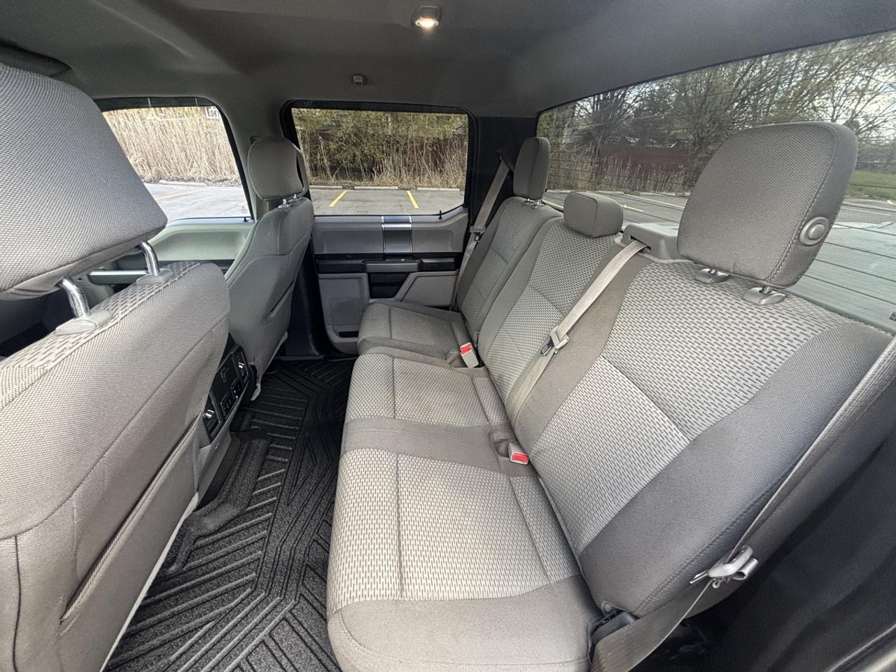 2017 Ford F-250 SUPER DUTY XLT Photo