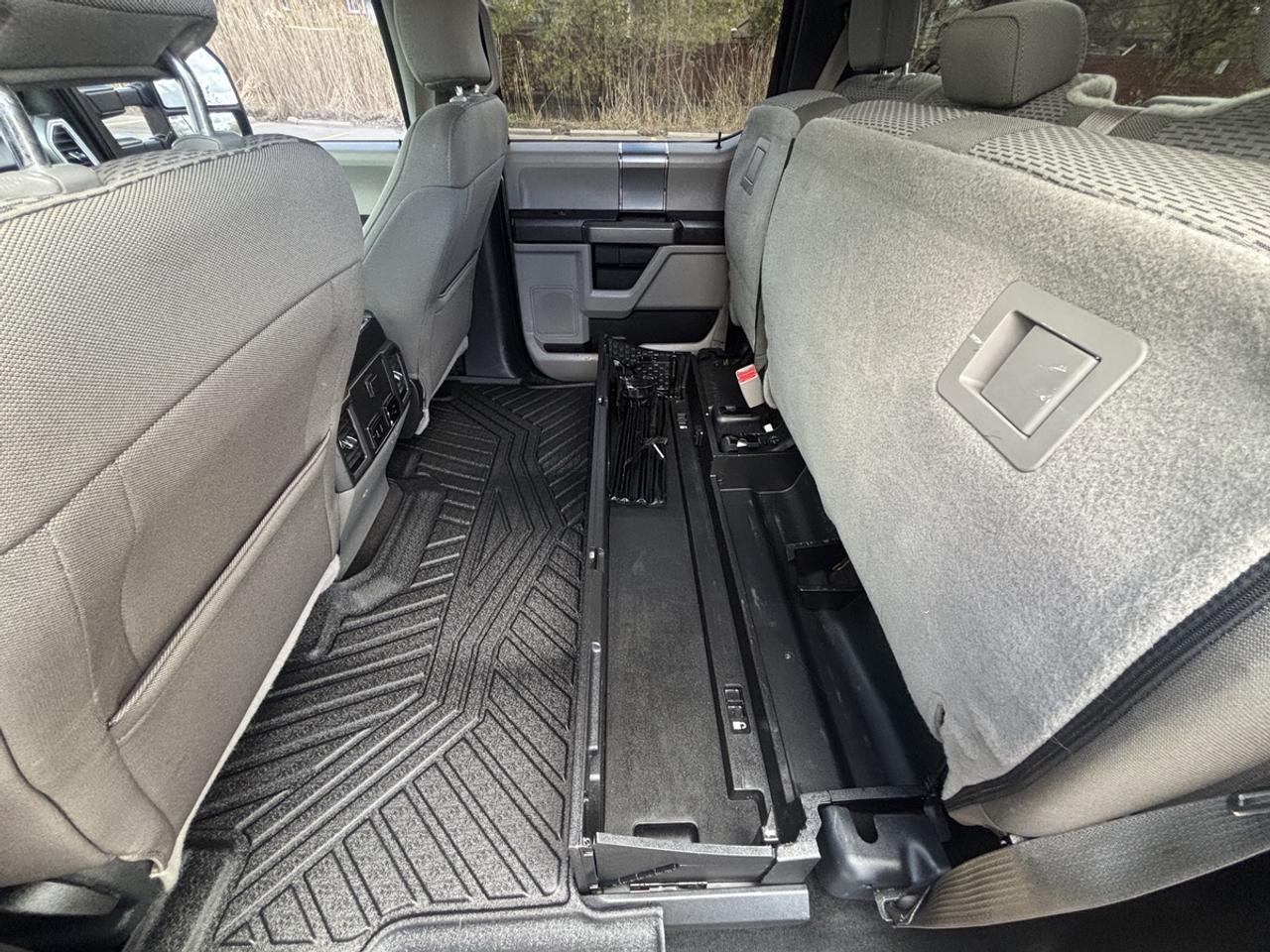 2017 Ford F-250 SUPER DUTY XLT Photo