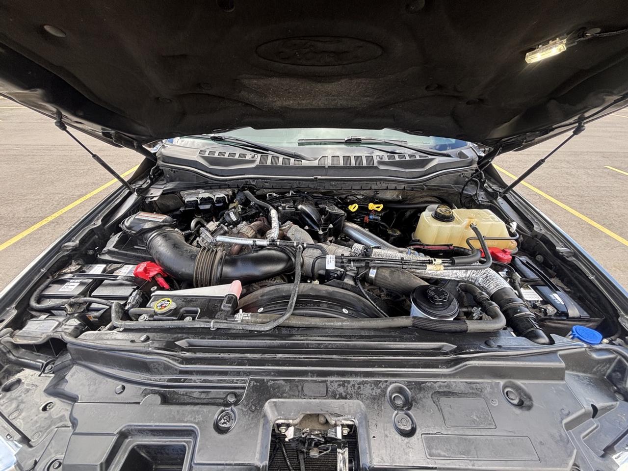 2017 Ford F-250 SUPER DUTY XLT Photo