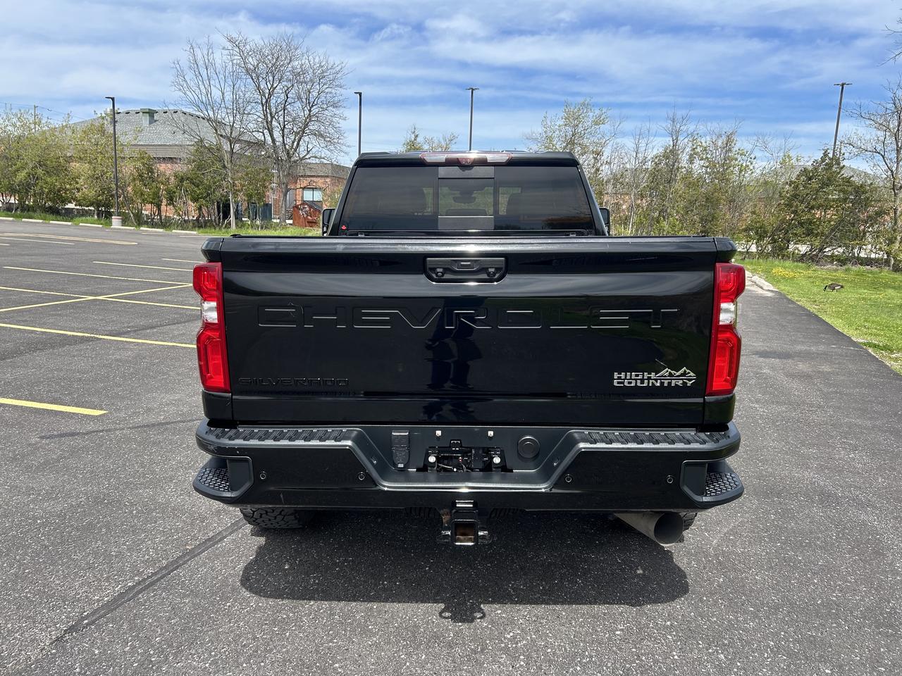 2020 Chevrolet SILVERADO 2500HD High Country Photo3