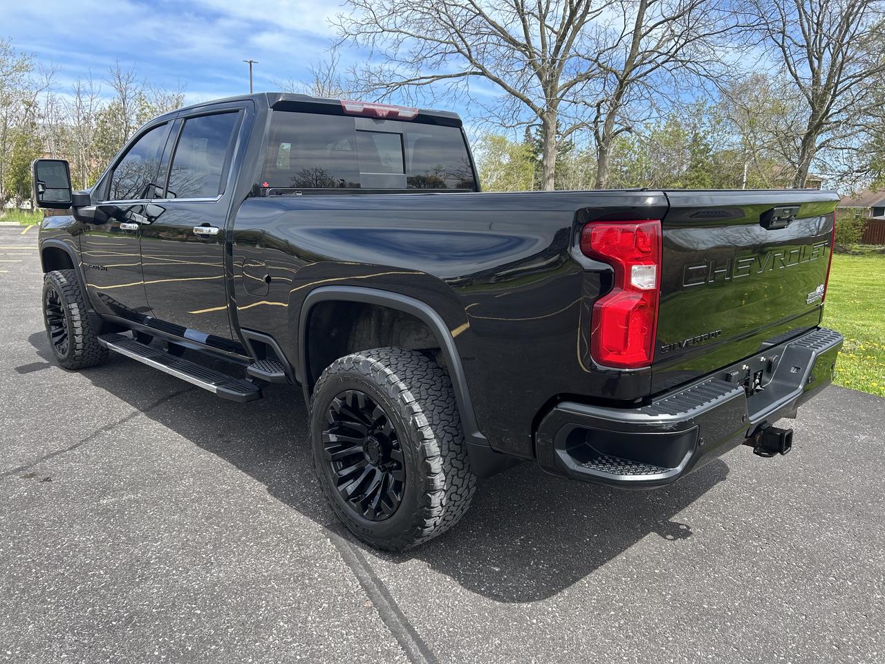 2020 Chevrolet SILVERADO 2500HD High Country Photo2
