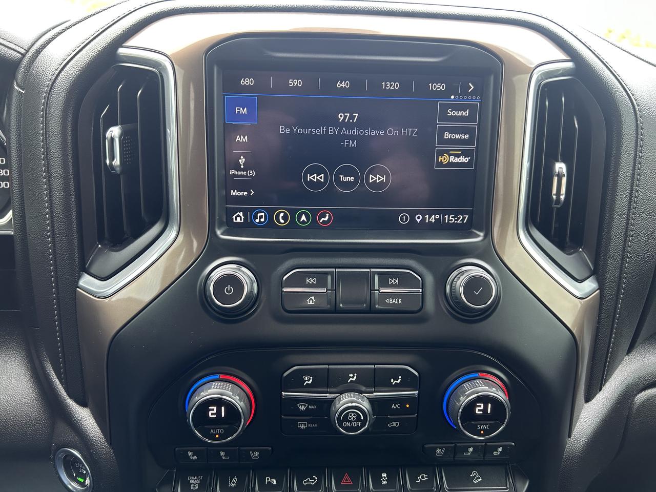 2020 Chevrolet SILVERADO 2500HD High Country Photo