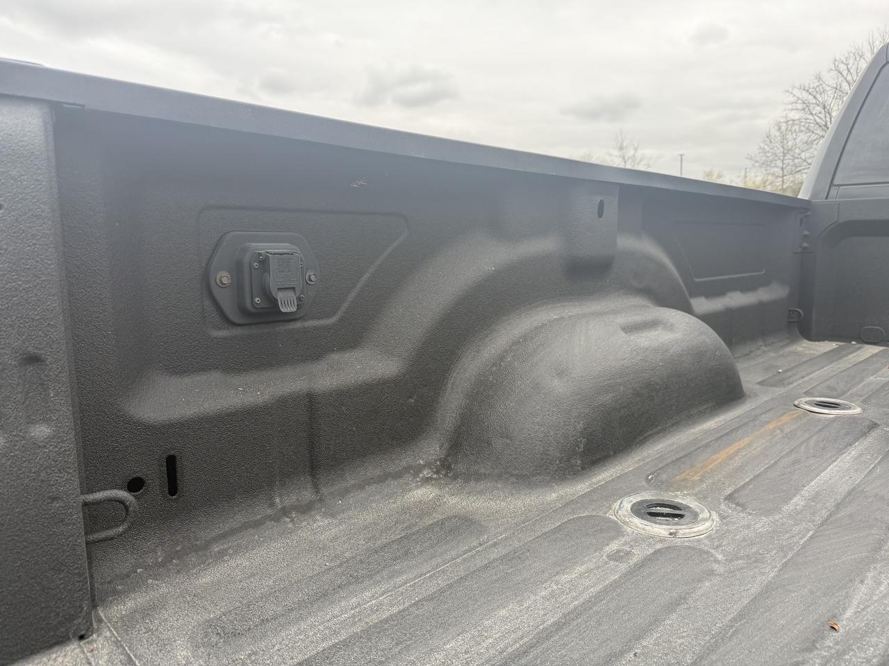 2014 RAM 3500 Laramie Photo