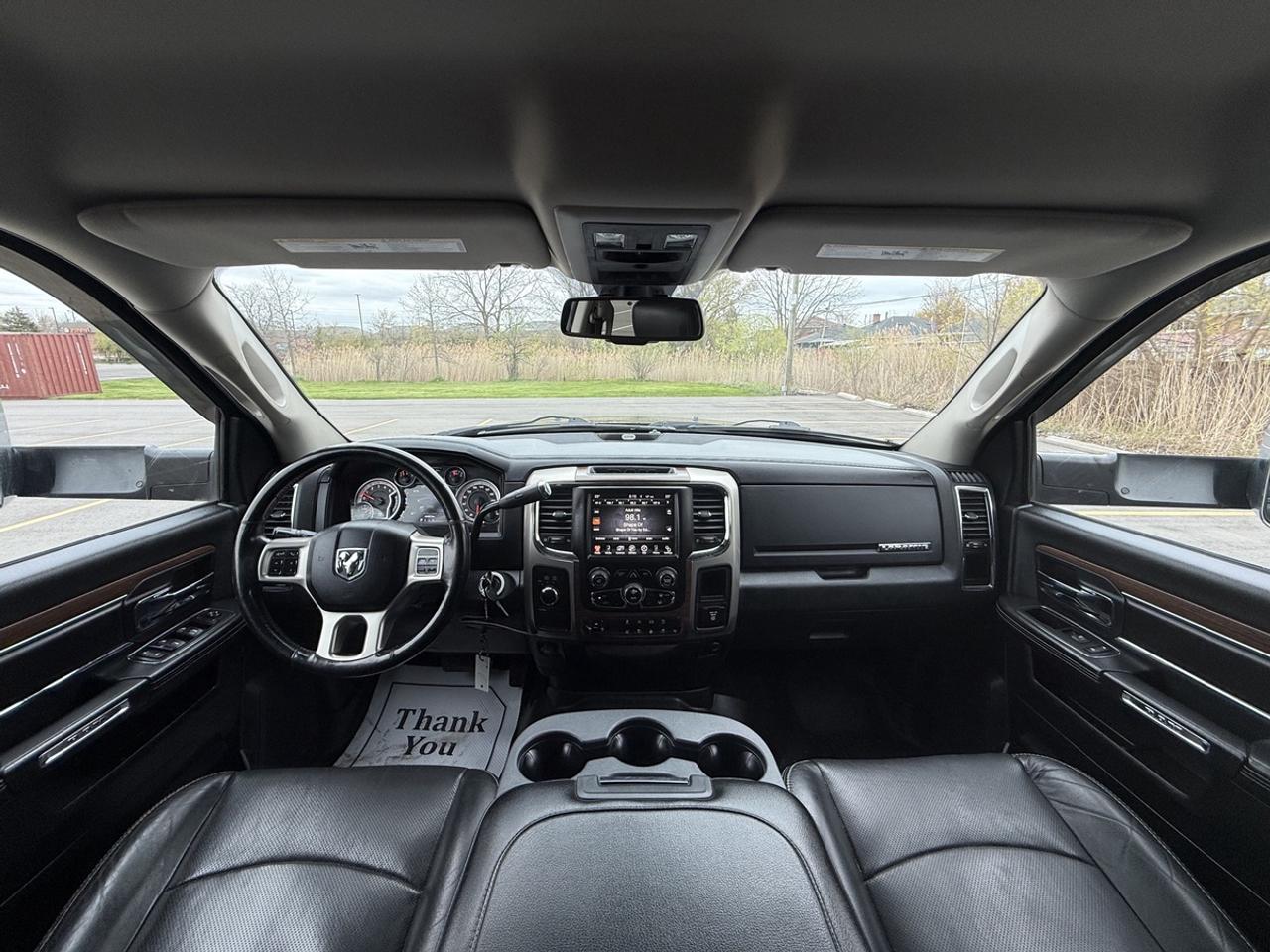 2014 RAM 3500 Laramie Photo