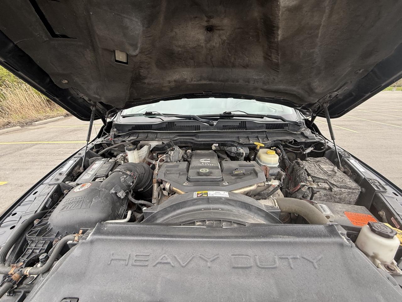 2014 RAM 3500 Laramie Photo