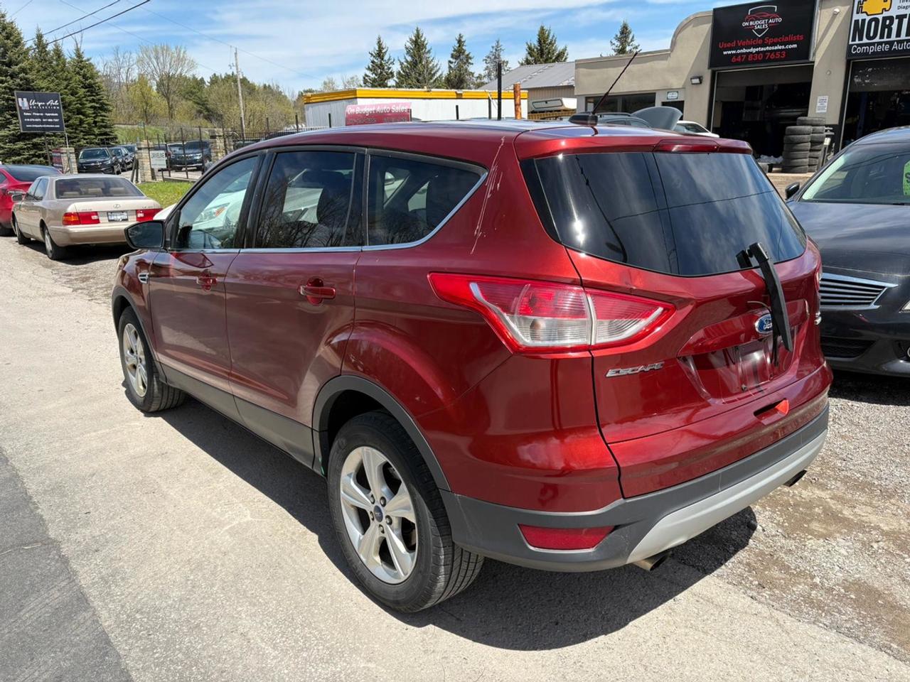 2015 Ford Escape SE Photo
