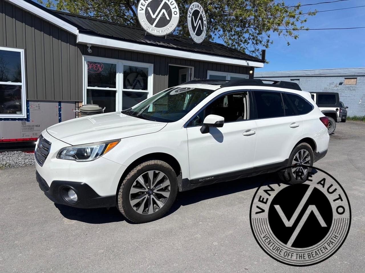 2016 Subaru Outback  Photo0