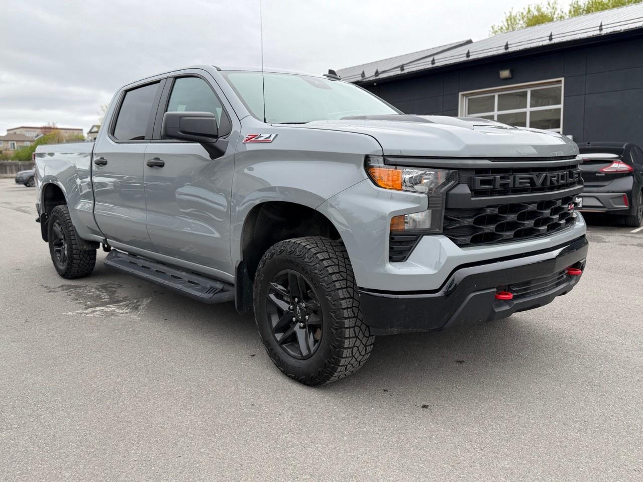 2024 Chevrolet Silverado 1500 Crew Cab Standard Box 4-Wheel Drive Custom Trail Boss Photo3