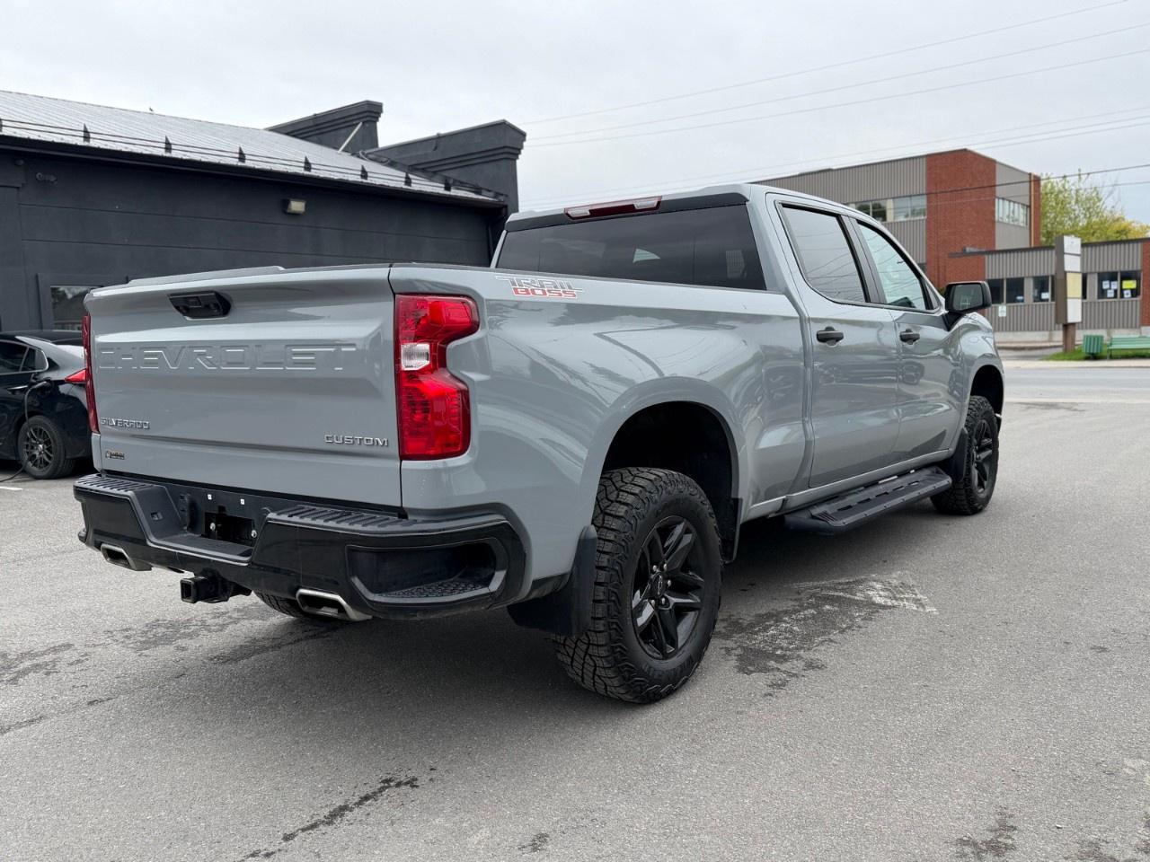 2024 Chevrolet Silverado 1500 Crew Cab Standard Box 4-Wheel Drive Custom Trail Boss Photo