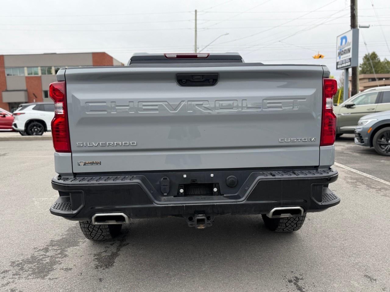 2024 Chevrolet Silverado 1500 Crew Cab Standard Box 4-Wheel Drive Custom Trail Boss Photo