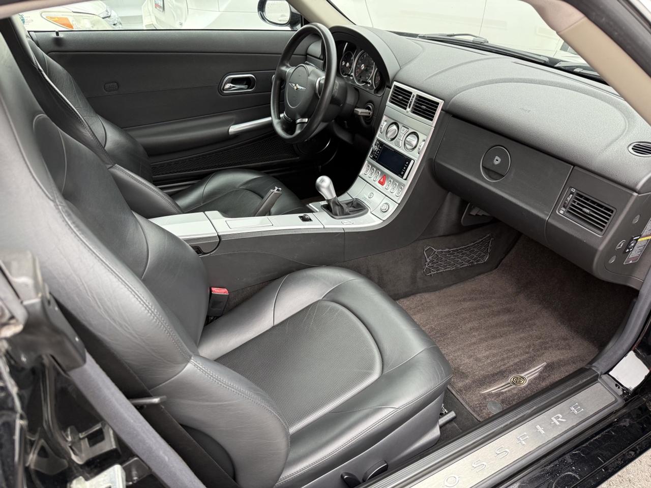 2004 Chrysler Crossfire  Photo