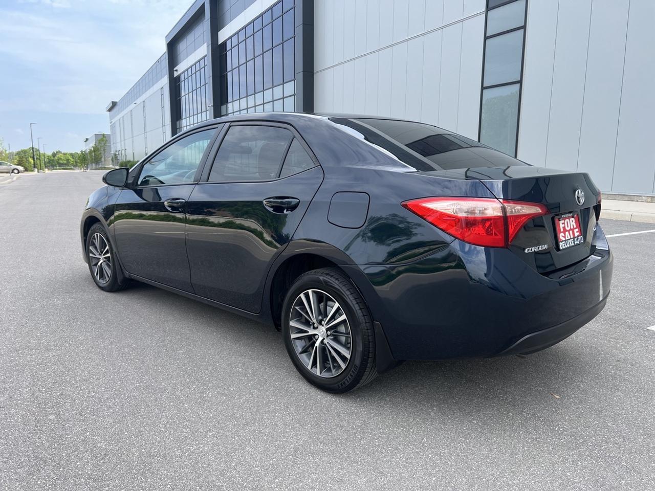 2017 Toyota Corolla LE Photo
