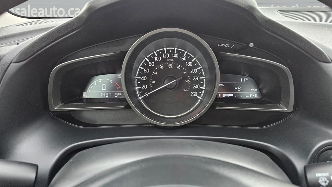 2017 Mazda MAZDA3 SE Photo