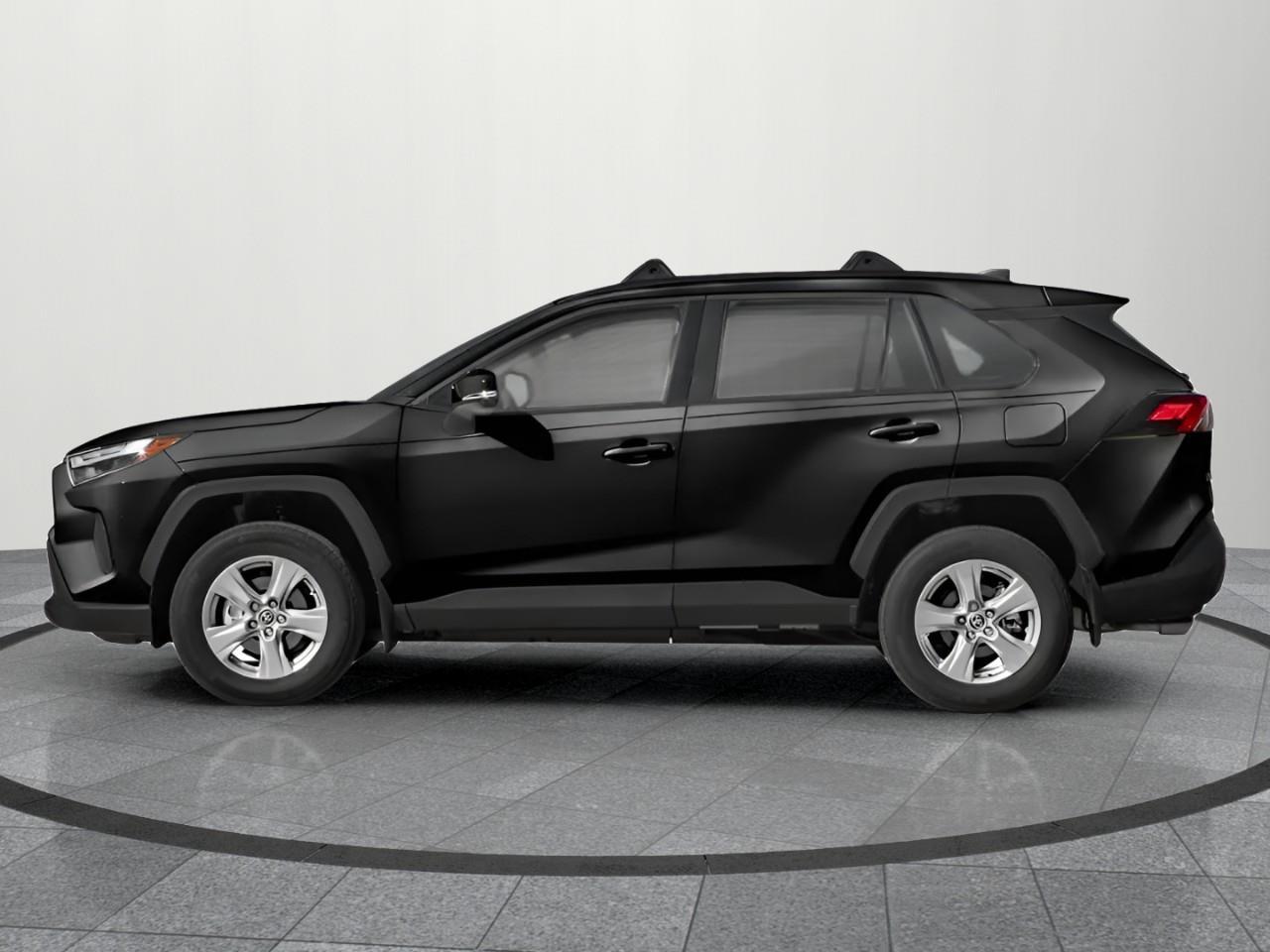 2022 Toyota RAV4 XLE 4dr All-wheel Drive Photo