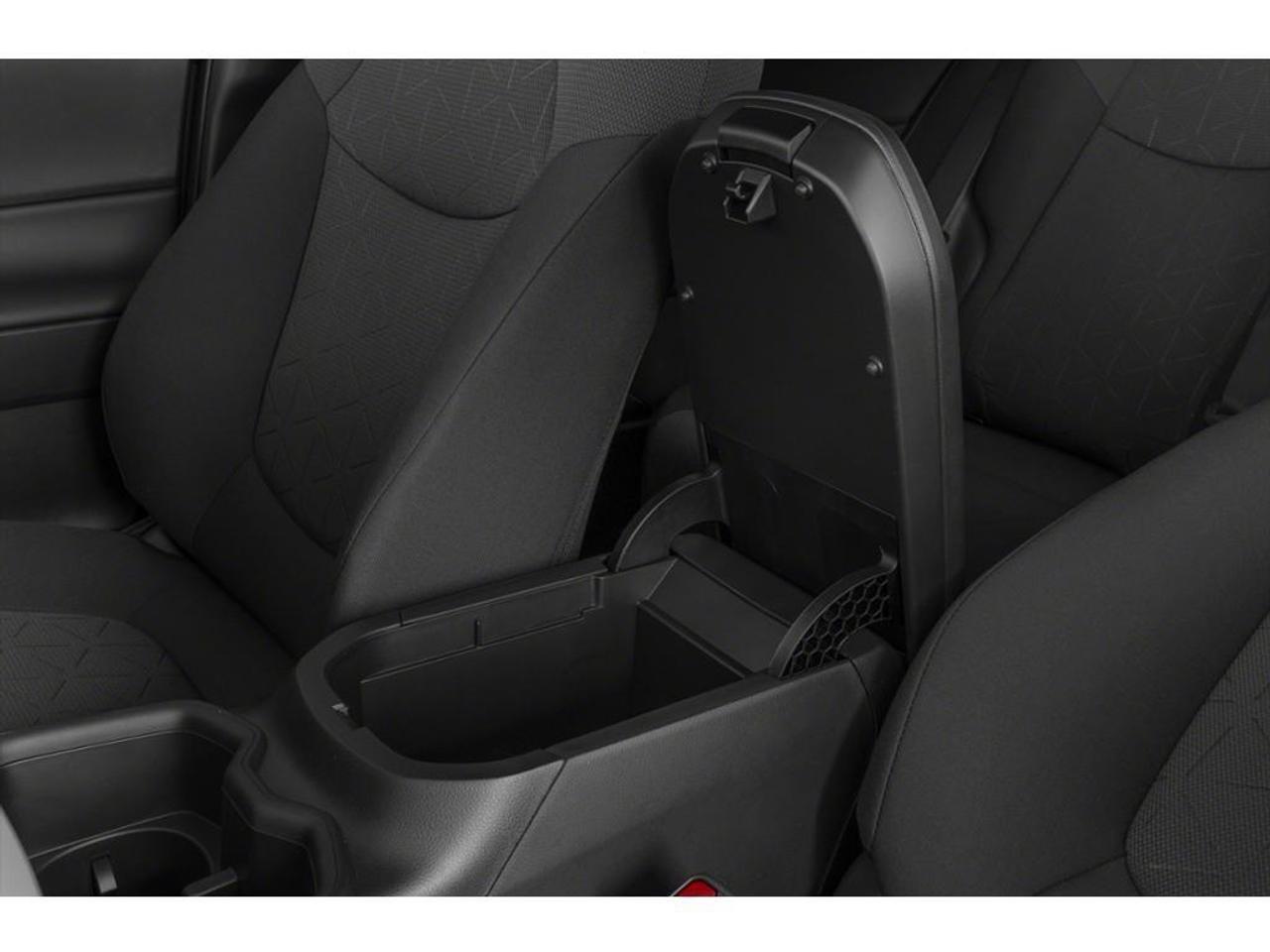 2022 Toyota RAV4 XLE 4dr All-wheel Drive Photo