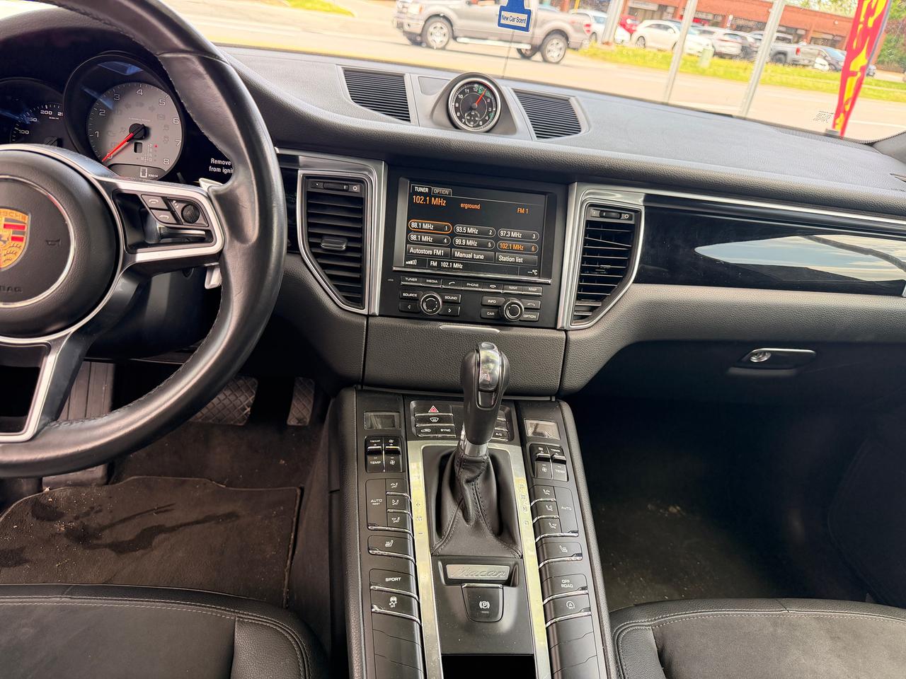 2015 Porsche Macan S AWD NO ACCIDENT LOW KM BLUETOOTH PANORAMIC ROOF Photo
