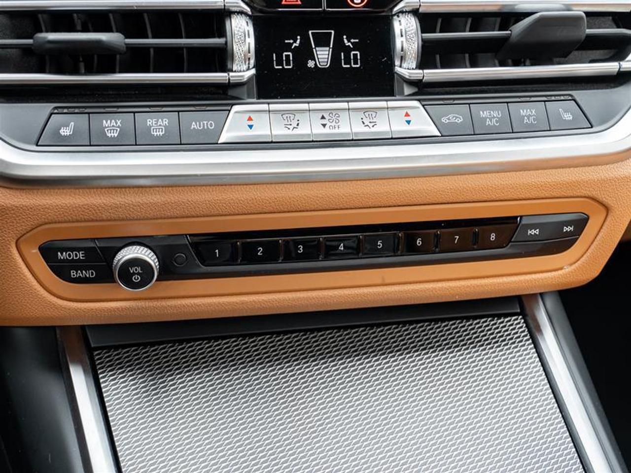 2022 BMW 330 i xDrive 4dr All-Wheel Drive Sedan Photo
