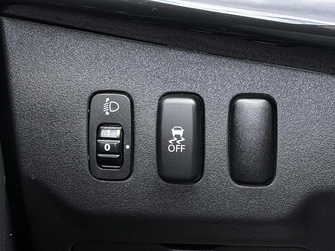 2014 Mitsubishi Lancer Ralliart AWC w/Prem Pkg Photo